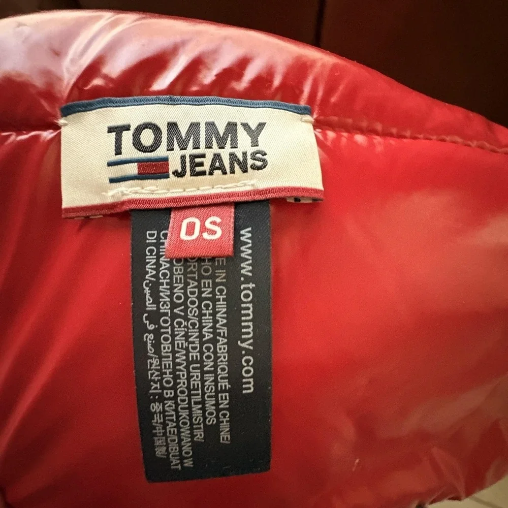 Tommy Jeans Scarf Mens One Size Red Puffer Logo Rectangle Neck Warmer Winter